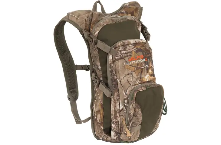 ALPS Mountaineering OutdoorZ Willow Creek Hydration Pack 17L